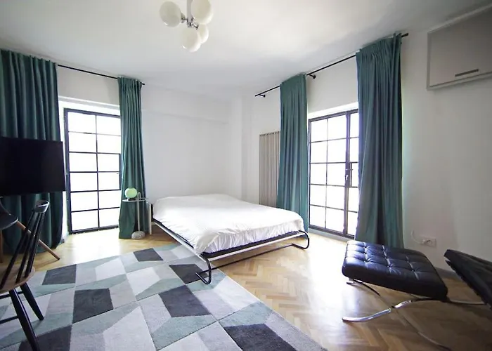 Urban Old Town Апартаменти Бухарест